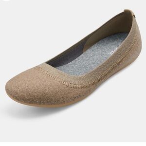 Allbirds Women's Wool Breezers Hazy Beige Size 7 NWT